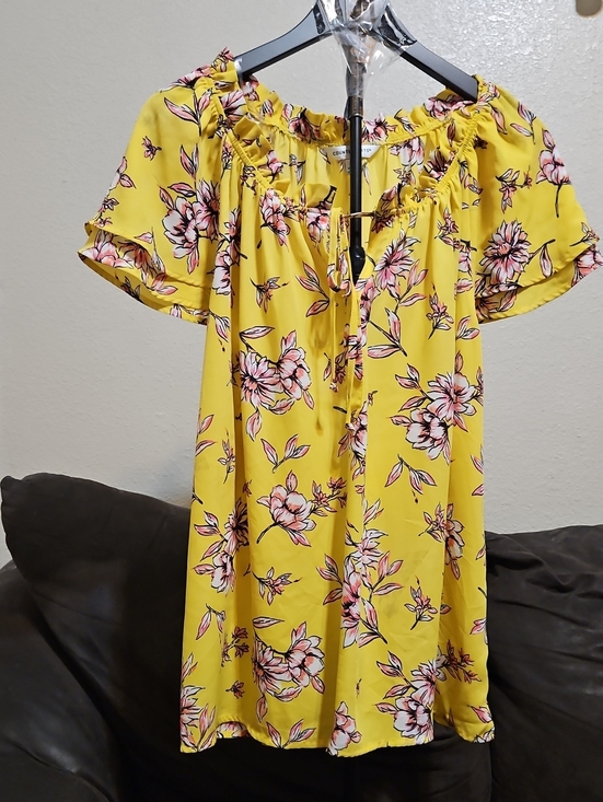 Counterparts Tops - Counterparts Yellow Floral Off-Shoulder Blouse